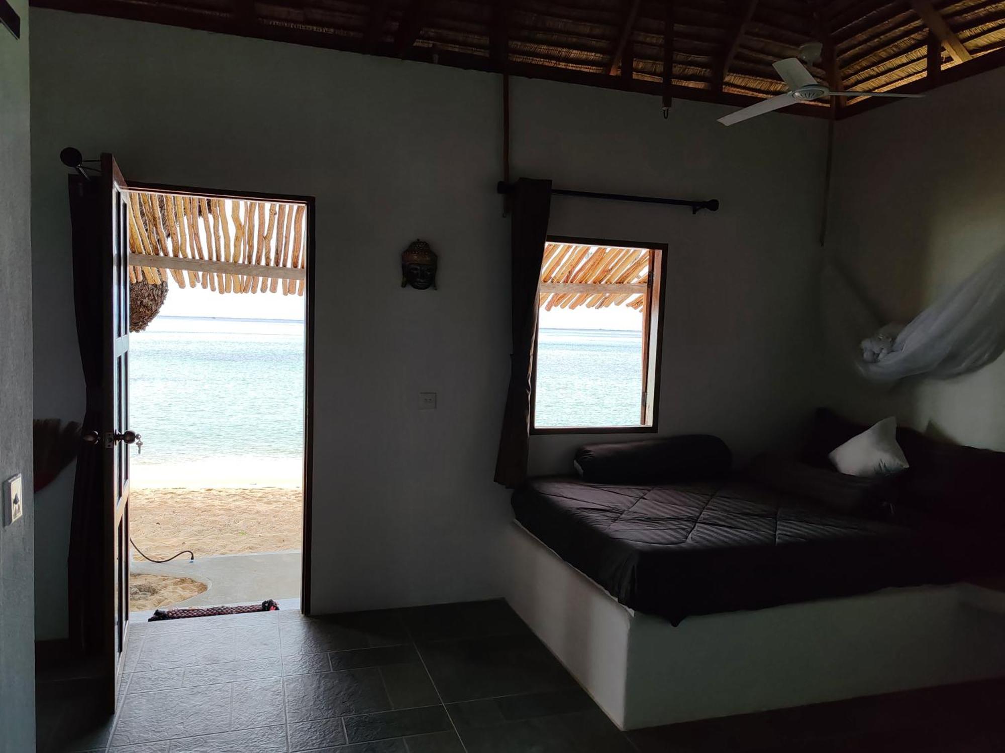 Kamaku Bungalows Koh Rong Sanloem Habitación foto